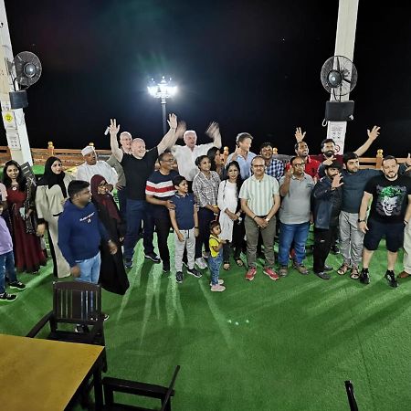 Sur Bandar Al Ayjah Hotel Apartments Eksteriør billede
