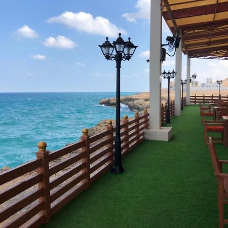 Sur Bandar Al Ayjah Hotel Apartments Eksteriør billede