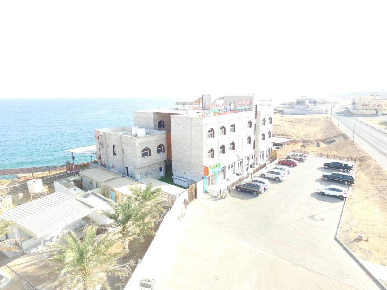 Sur Bandar Al Ayjah Hotel Apartments Eksteriør billede