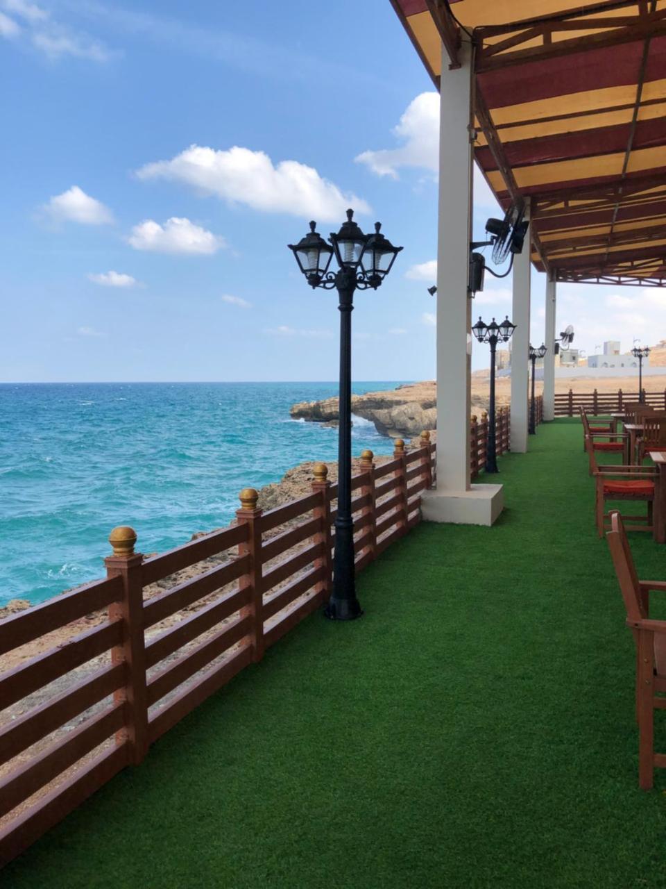 Sur Bandar Al Ayjah Hotel Apartments Eksteriør billede